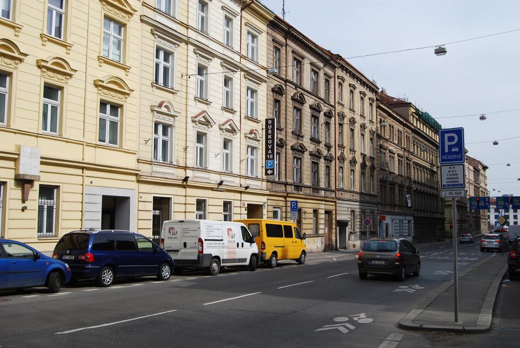 Duskova Apartments Prague Extérieur photo